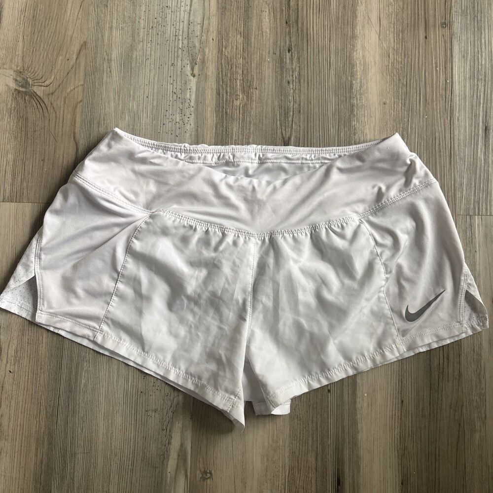 Nike White Athletic Shorty Shorts Gym Workout Running Shorts Size Medium